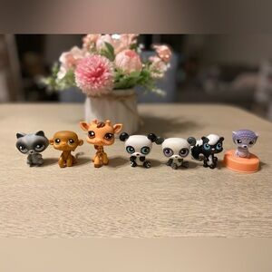 ❌SOLD❌ Lot of 7 Littlest Pet Shop Animals
